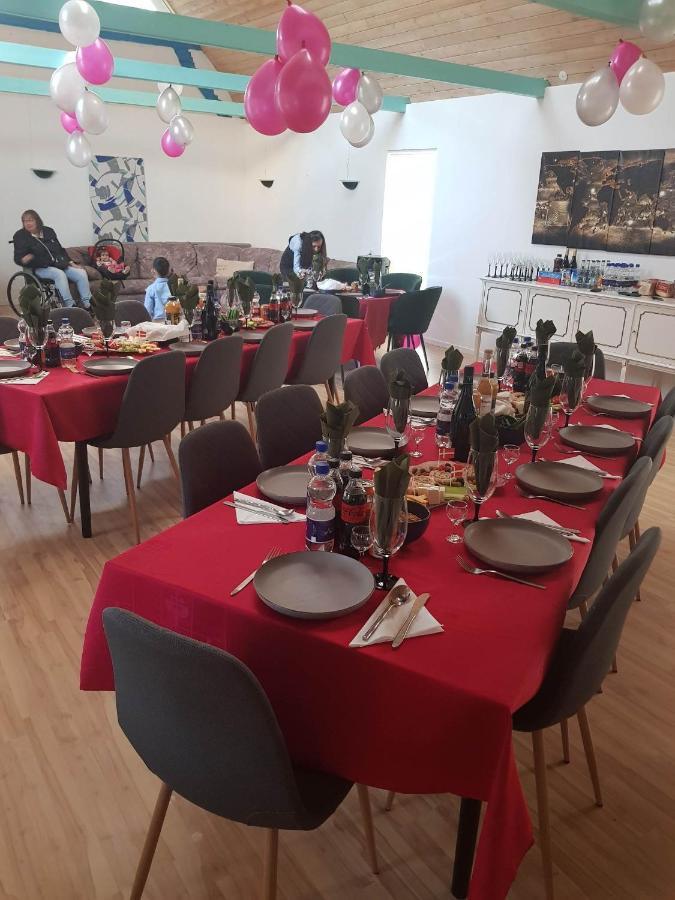 Trandafir Guesthouse Егтвед Екстер'єр фото