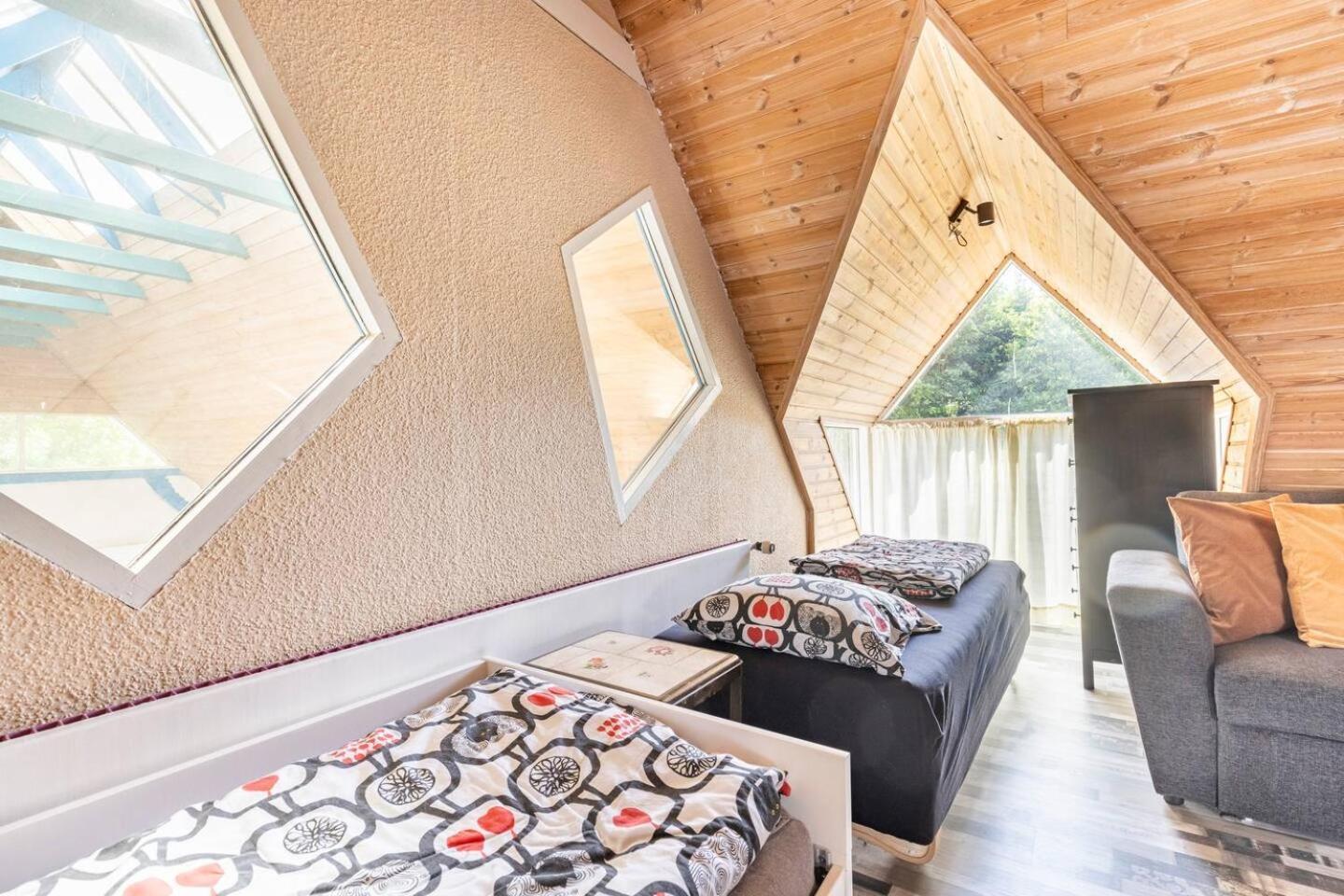 Trandafir Guesthouse Егтвед Екстер'єр фото
