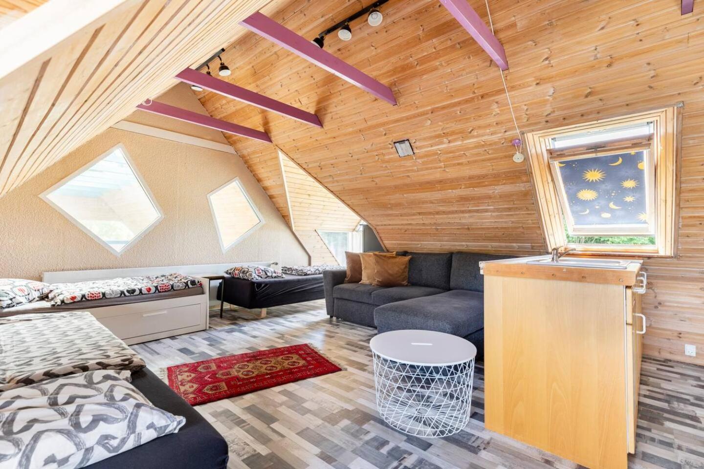 Trandafir Guesthouse Егтвед Екстер'єр фото