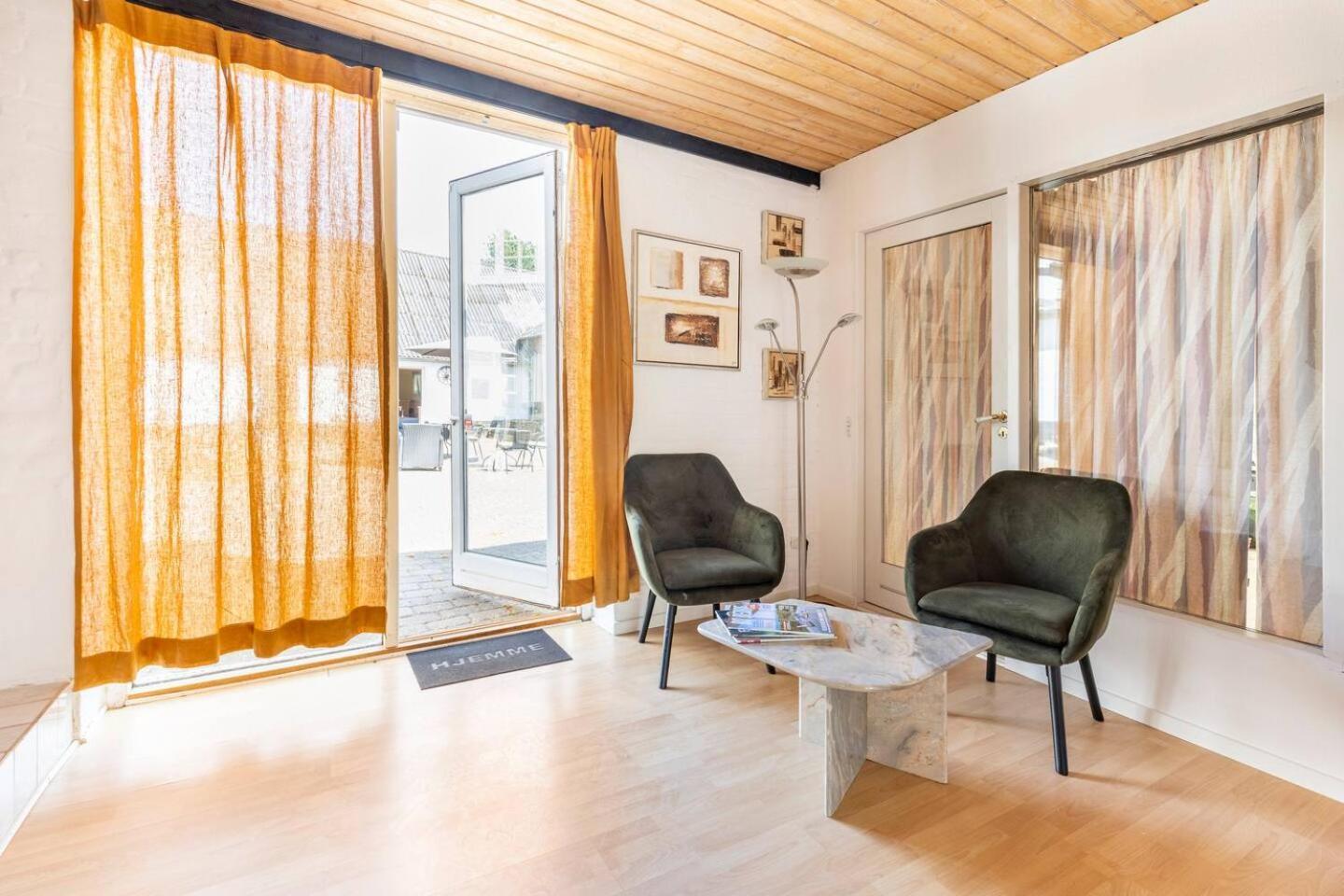 Trandafir Guesthouse Егтвед Екстер'єр фото